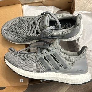 NWT/DS Adidas Kids Ultra Boost